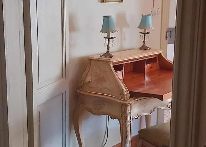 Vista Panoramica Giardino E Montagne Magreglio