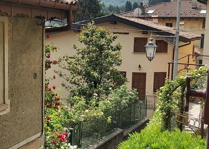 Vista Panoramica Giardino E Montagne Apartamento *