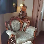 Vista Panoramica Giardino E Montagne アパート Magreglio